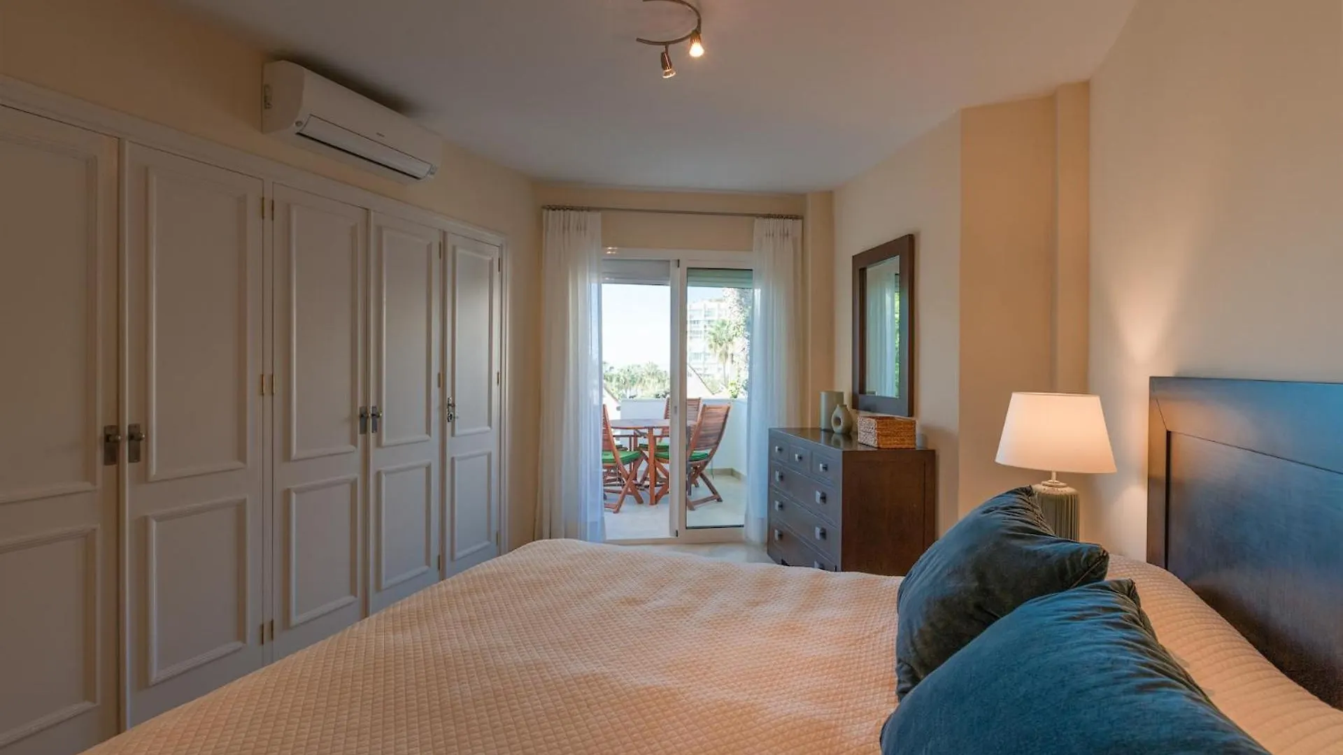 Lovely First Line Apartment With Seaviews Rdr452 Marbella Spain